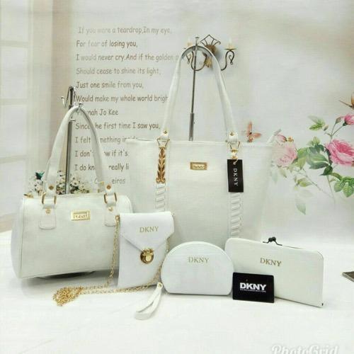 Buy Branded Bags For Women Online At Best Prices | Mochi Shoes