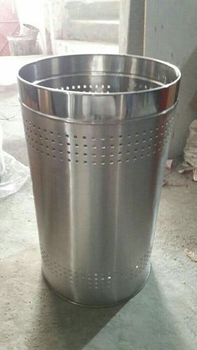 Stainless Steel Pedal Dustbin