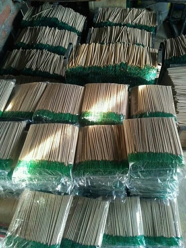 सैंडल और धुना अगरबत्ती