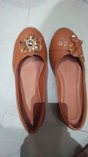 Ladies Flat Belly Shoes