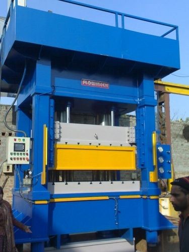 Hydraulic Deep Drawing Press With Die Cushion Max Opening Distance: 1500 Millimeter (Mm)