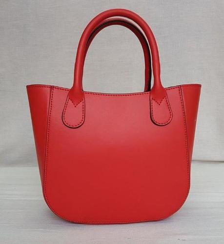 Ladies Red Color Hand Purse Gender: Women