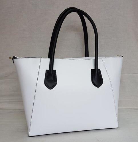 Ladies White Color Hand Bag Gender: Women