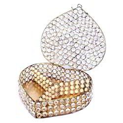 Demanded Pearl Ring Case