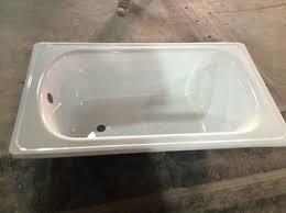Precisely Designed White Bathtub