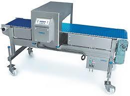 सुरक्षा और सुरक्षा के लिए मेटल डिटेक्टर