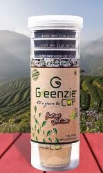 अत्यधिक ताज़ा हरी चाय 