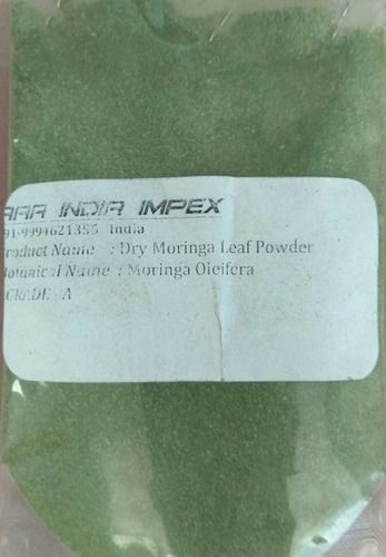 Raw Moringa Leaf Powder