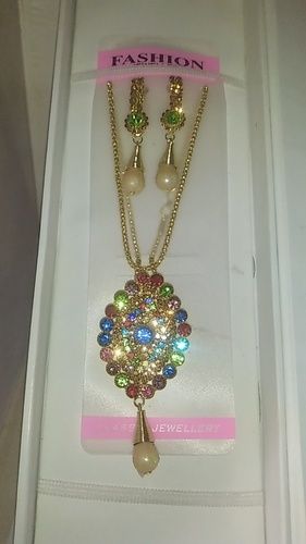 Pink Imitation Ladies Necklace Set