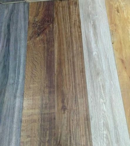 Anti-Slip Anti Slip Wooden Laminate Flooring