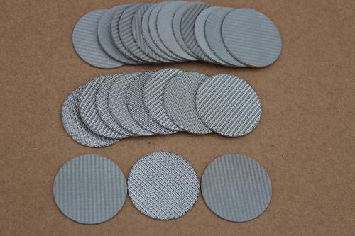 Rigid Sintered Mesh Filter Dimensions: 45Cm X 45Cm Inch (In)