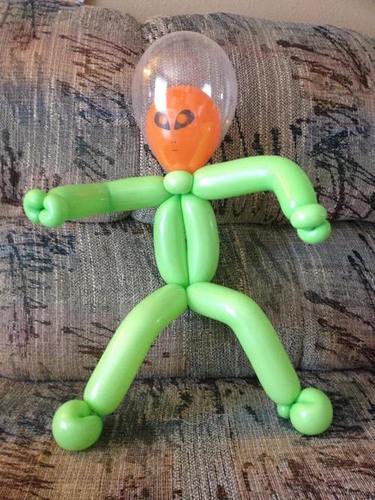 Balloon Artist For Hire