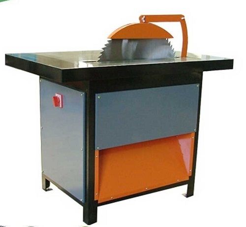 Green High Performance Table Wood Saw