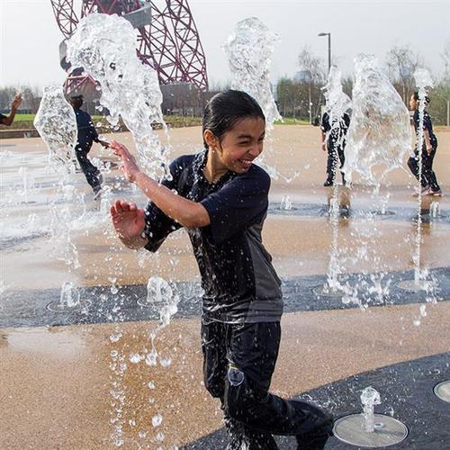 Dry Land Kid Play Colorful Music Fountain