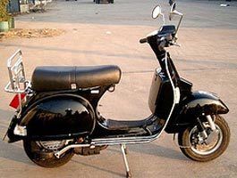  150CC स्कूटर (LML वेस्पा) 