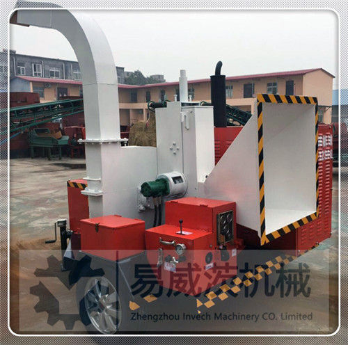 Tractor Wood Chipper Capacity: 2000 Kilogram(Kg)