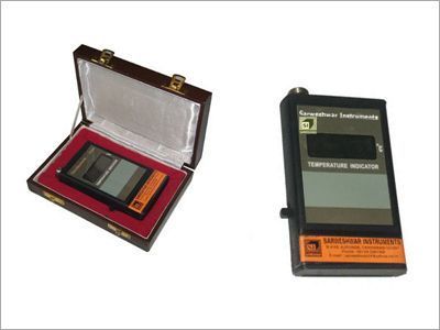 Portable Digital Temperature Indicator