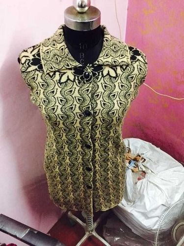 Breathable Ladies Printed Woolen Coat