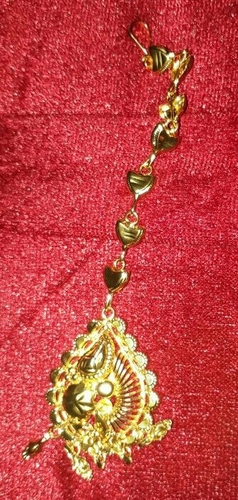 Gold Polished Artificial Maang Tikka