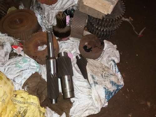 Heavy Machining Job Work - Customized Gears, Shafts, Bearings, Conveyors, Pistons | Precision Engineering, Affordable Pricing