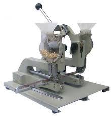 Automatic Low Maintenance Eyelet Machine