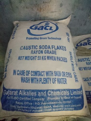 Silver Caustic Soda Flakes