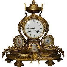 Designer Antique Table Clock