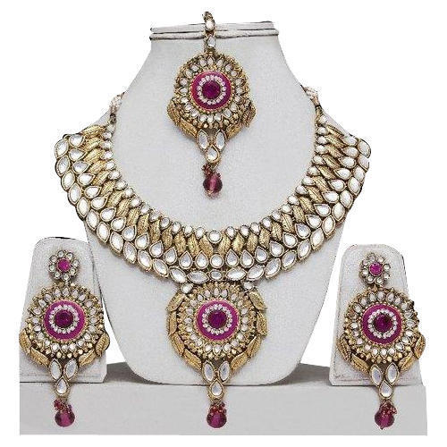 Beautiful Artificial Necklace Set