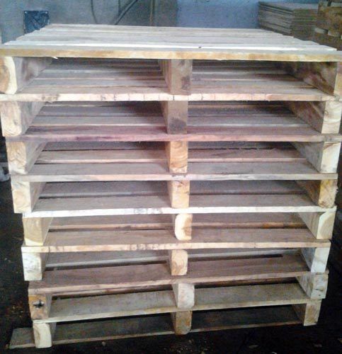 Reliable Jungle Wood Pallets