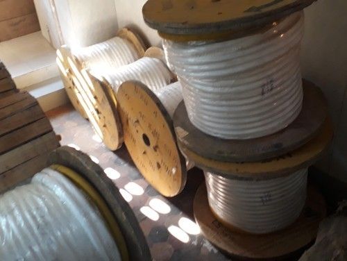 White Colored Electric Rubber Cables Conductor Material: Copper