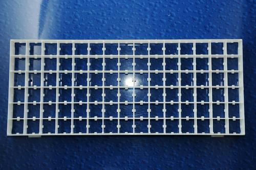 90 Eggs Capacity Setting Trays Used In Poultry Incubator