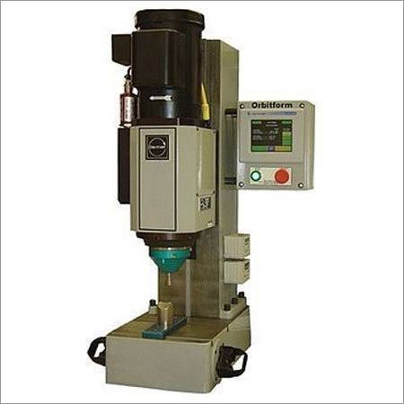 Automatic Riveting Machine