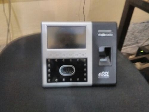 Reliable Biometric Attendance Machine (Fifsace 302)