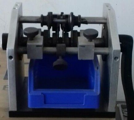 Manual Component Forming Machine