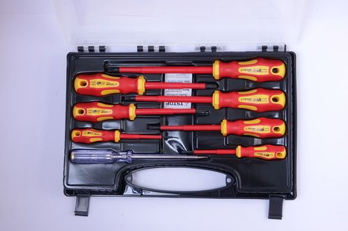 Screw Driver Set With Wide Range