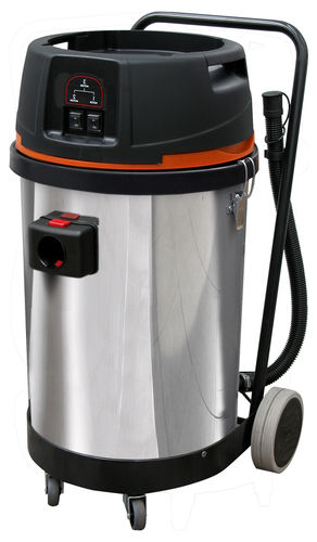 Power Full Double Motor Vacuum Cleaner (Lx 278 F) Capacity: 78 Liter (L)