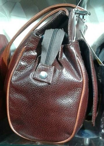 Ladies Designer Leather Handbag Gender: Women