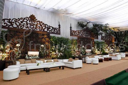 Contemporary Wedding Planners And Decorators Services