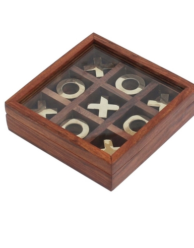 Durable Wooden Tic Tac Toe