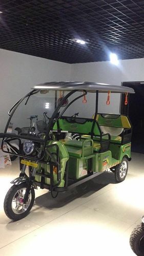 E Battery Rickshaw Gross Weight: 230 Kilograms