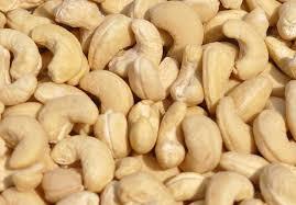 White Organic Raw Cashew Nuts