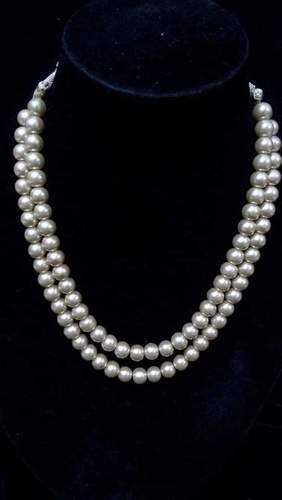 Elegant Pearl Necklace Set With Earrings