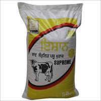 Supreme Mesh Cattle Feed