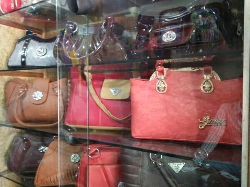 सबसे सस्ता पर्स मार्किट | Ladies Purse Wholesale Market | Imported Purse | Ladies  Bag Manufacturer - YouTube