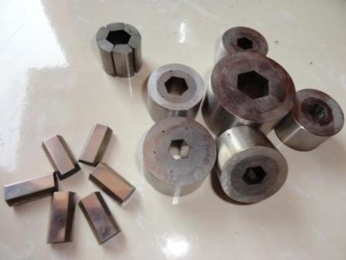 Segmental Dies For Flange Bolt