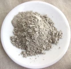 bentonite powder