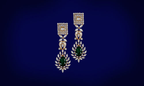 Antique Design Gold Earring