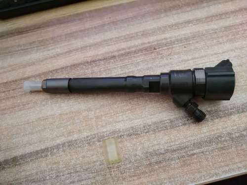 Injector (Bosch ) Warranty: 6-12 Months