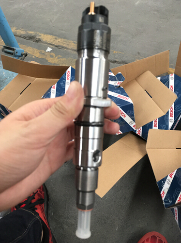 Injector (Bosch ) Weight: 0.9 Kilograms (Kg)