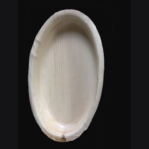 Areca Leaf Oval Plate - Natural Eco-Friendly Material , Defect-Free Quality Assurance  